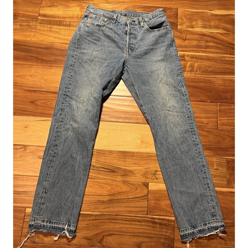 Levi's Men's 501 Premium Jeans 31x32 Blue Button Fly Straight Leg Salvaged Denim